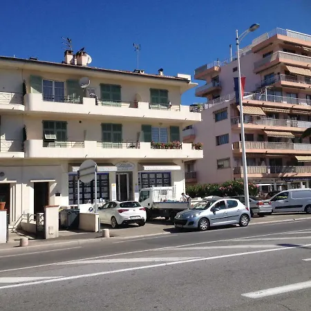 Nice Beach Appartement